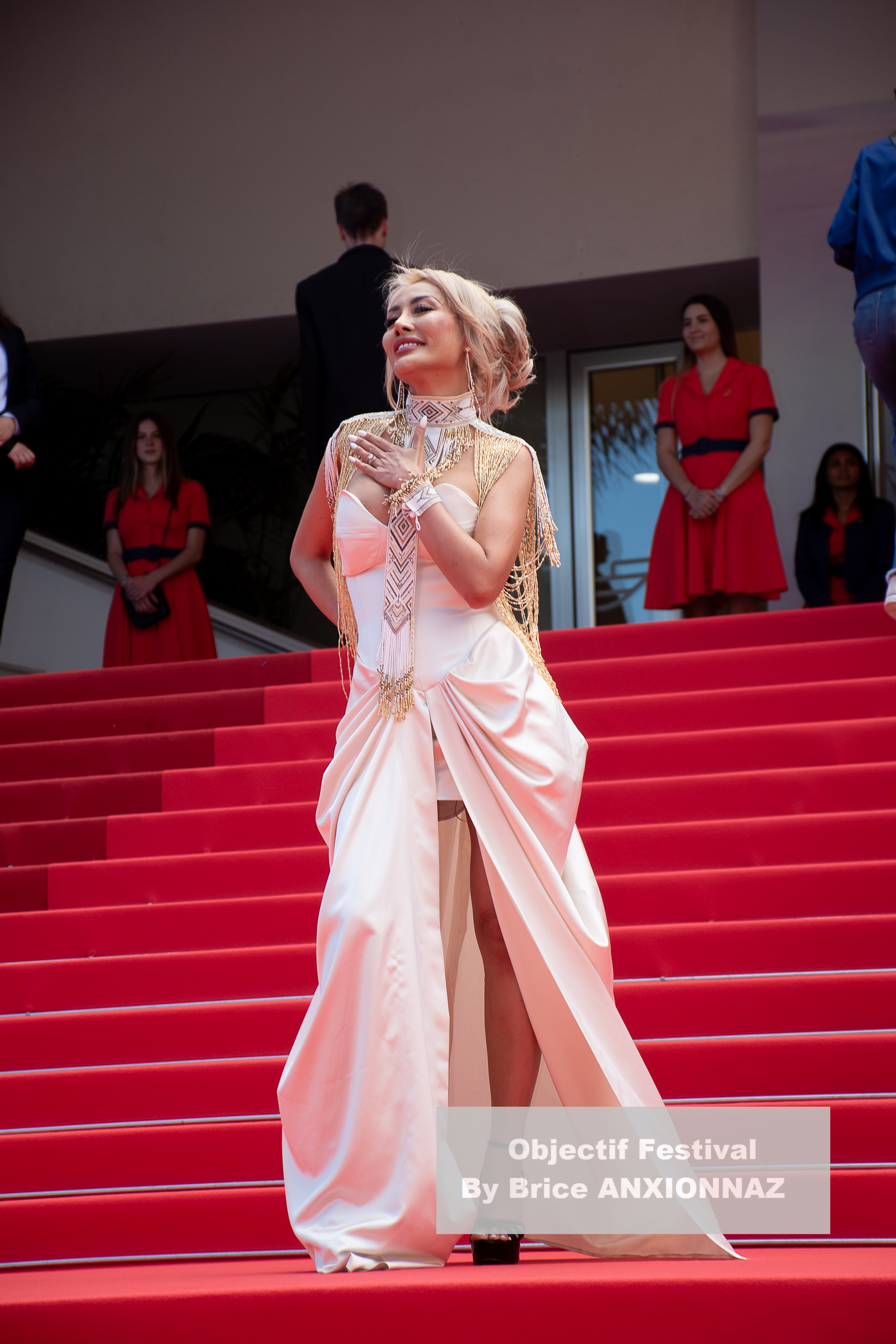 Photo de Kim Cattrall - Model Cannes 2025 : Jeunes Mères lors de l'événement à Cannes2025-Jeunes-Meres le 23 May 2025 par Brice ANXIONNAZ (Objectif Festival)